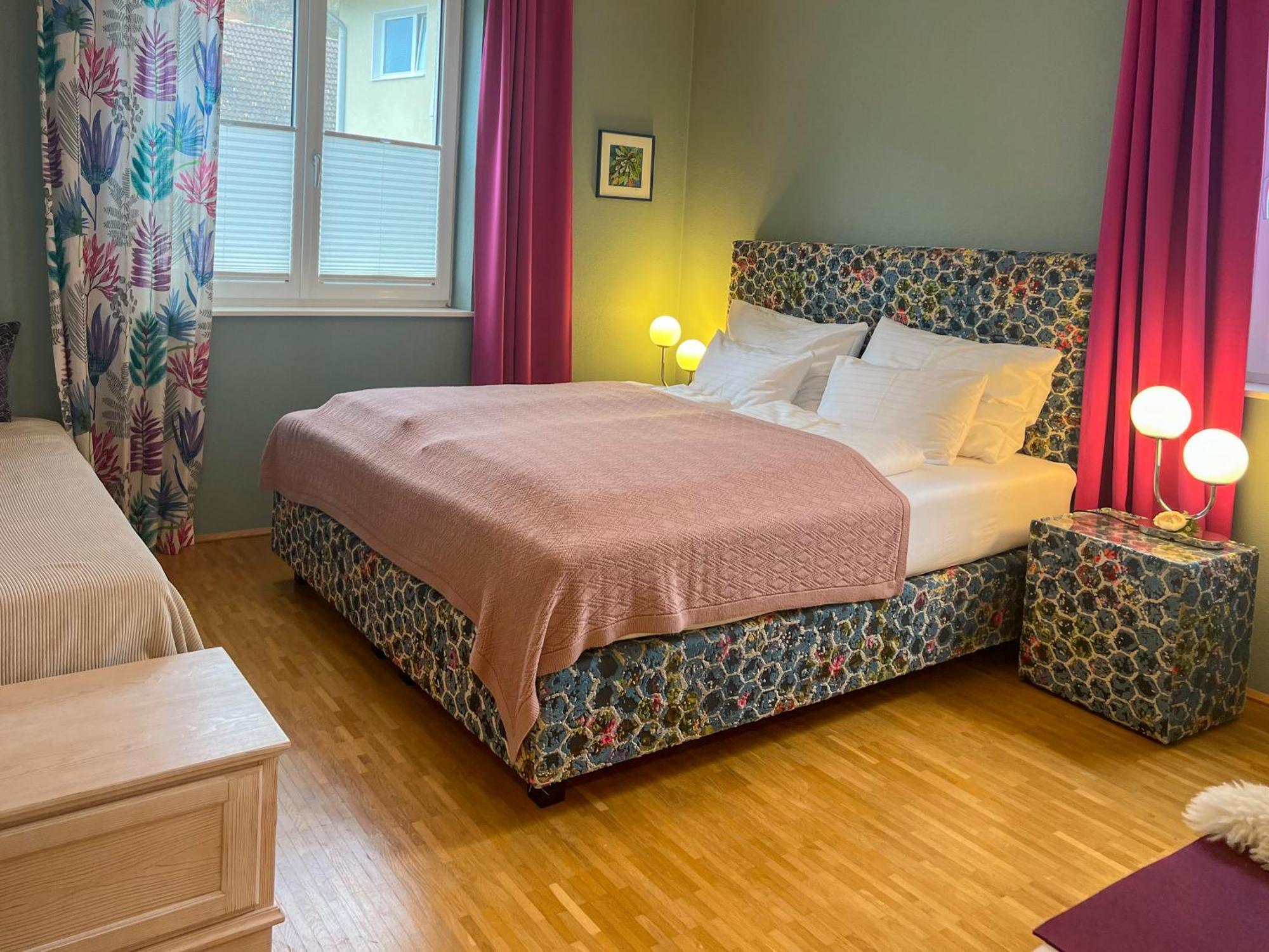 טראונקירכן Apartments Im Loidls Guesthouse מראה חיצוני תמונה